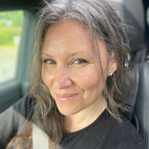 Meet your Posher, Sadia